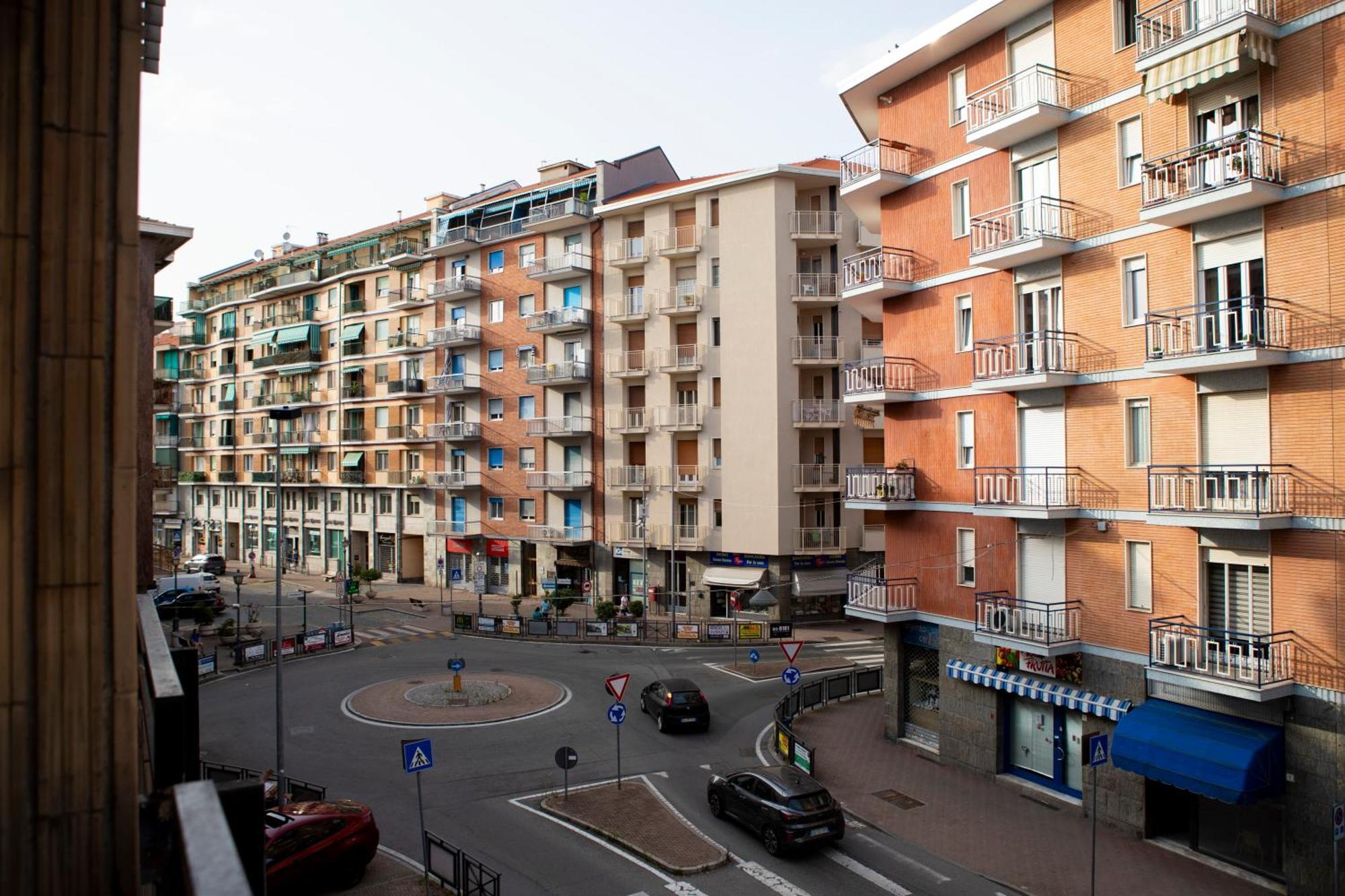 Appartamento San Rocco 8 Centro Orbassano Esterno foto